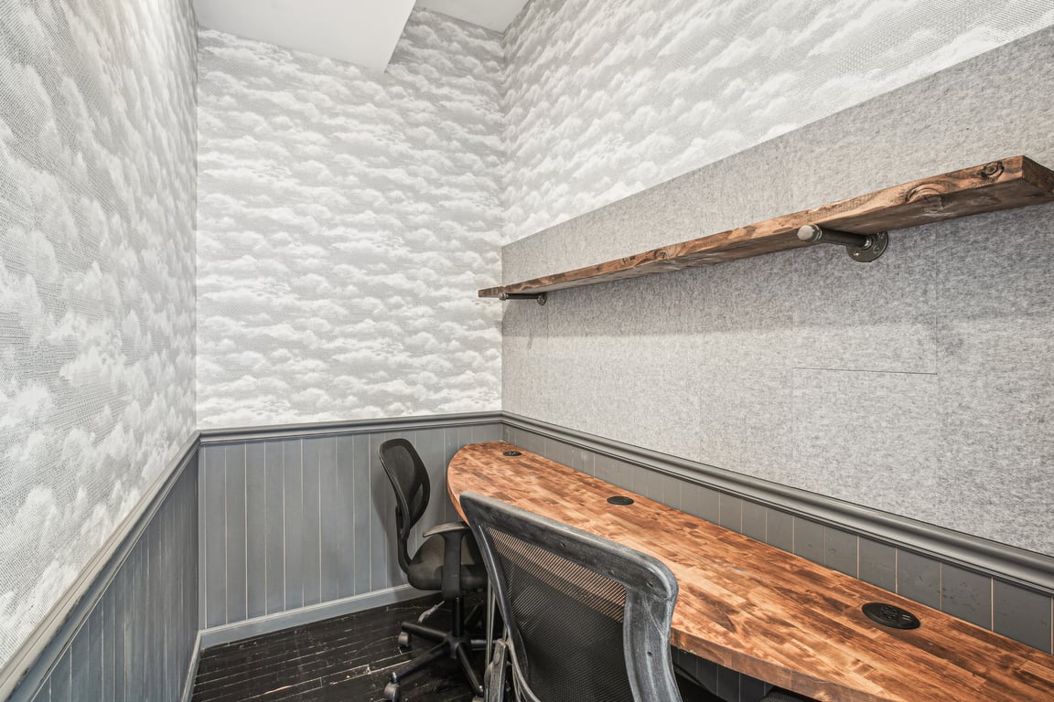 An interior shot of Nomad 301 Meeting Room B