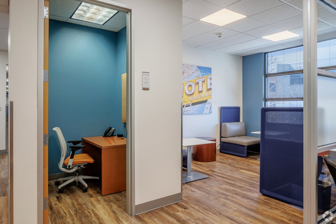 An interior shot of Office Evolution - Lakewood/Belmar